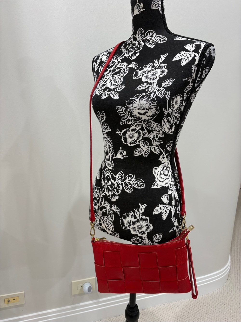 NWOT Stella Bianca red leather woven crossbody bag